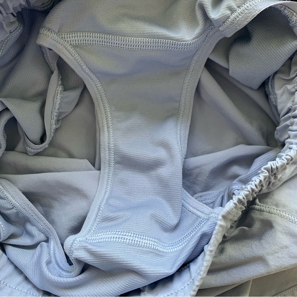 Lululemon Hotty Hot Short 4” Berry Mist Size 4 - Picture 4 of 7